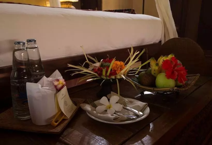 Fotos del hotel La Taverna Suites:  7