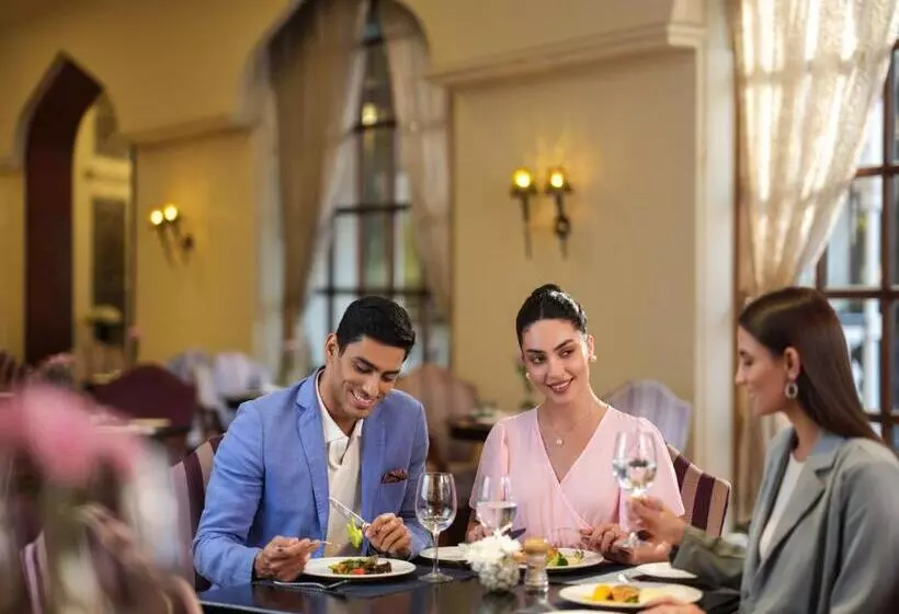 Fotos del hotel Taj Krishna:  8