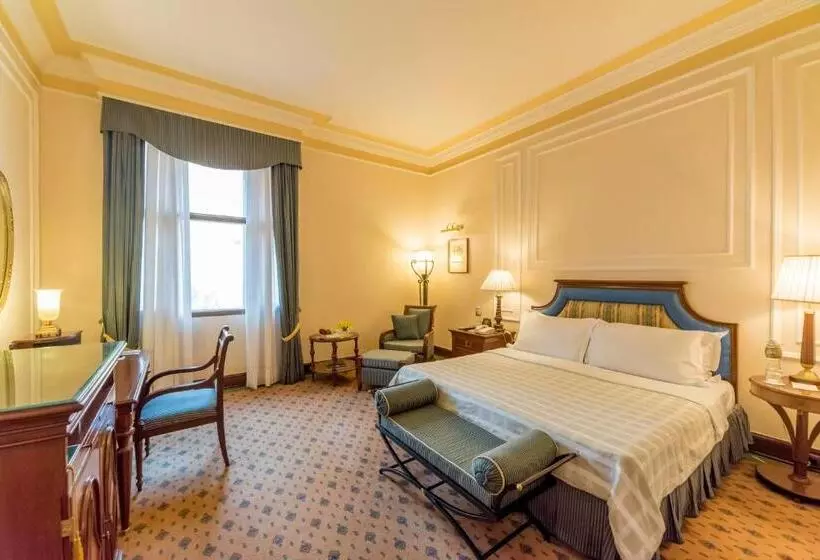 The Oberoi Grand Kolkata