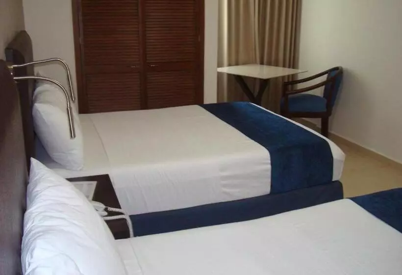 Fotos del hotel Ruiz Milán:  18