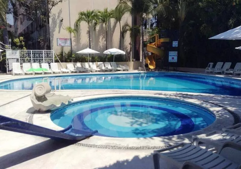 Fotos del hotel Sands Acapulco Hotel & Bungalows:  2