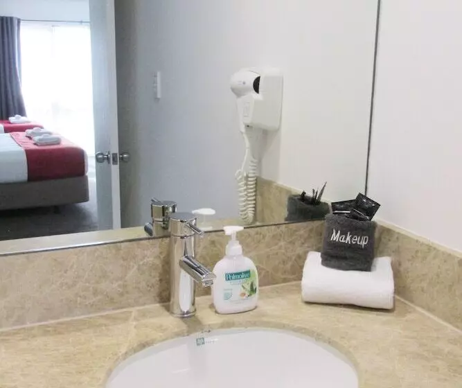 Fotos del hotel 136 On Bealey Motel:  13