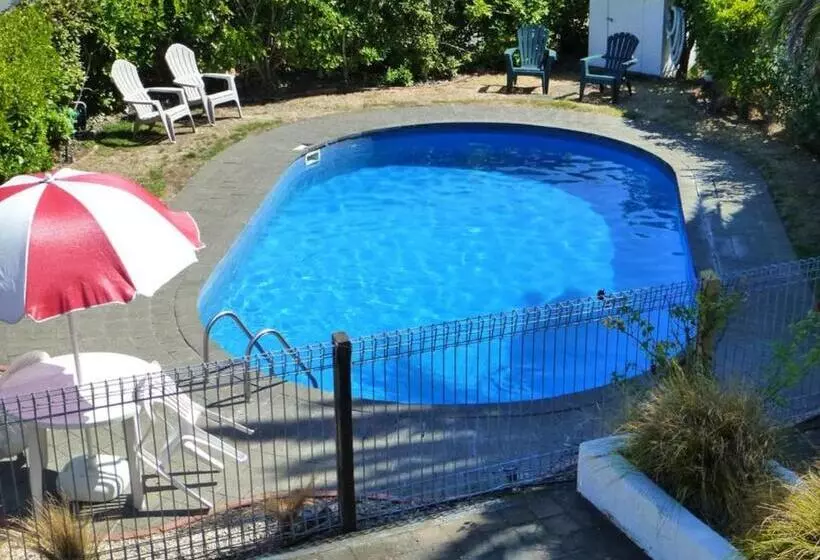 Fotos del hotel Balmoral Motel:  2