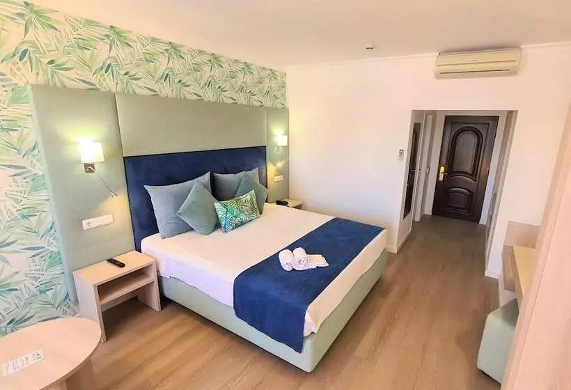 Fotos del hotel Baia Cristal Beach & Spa Resort:  8