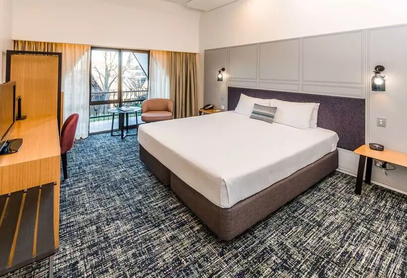 Chateau On The Park  Christchurch, A Doubletree By Hilton