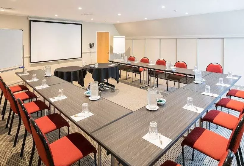 Fotos del hotel Commodore Airport:  6