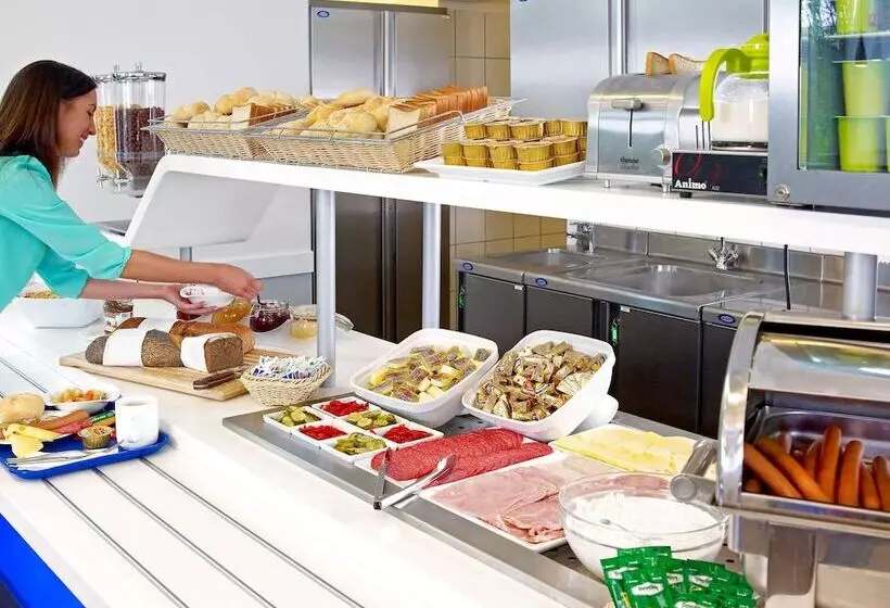 Fotos del hotel Ibis Warszawa Reduta:  7