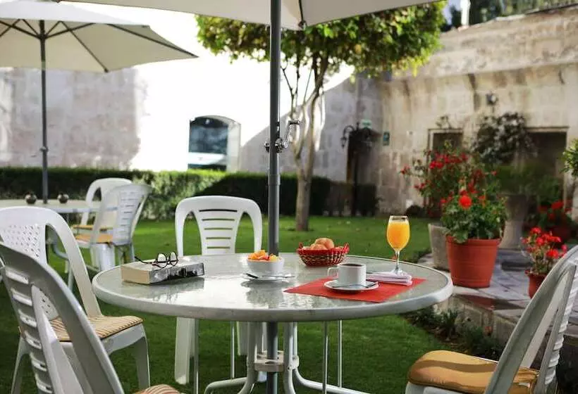 Fotos del hotel San Agustin Posada Del Monasterio:  5