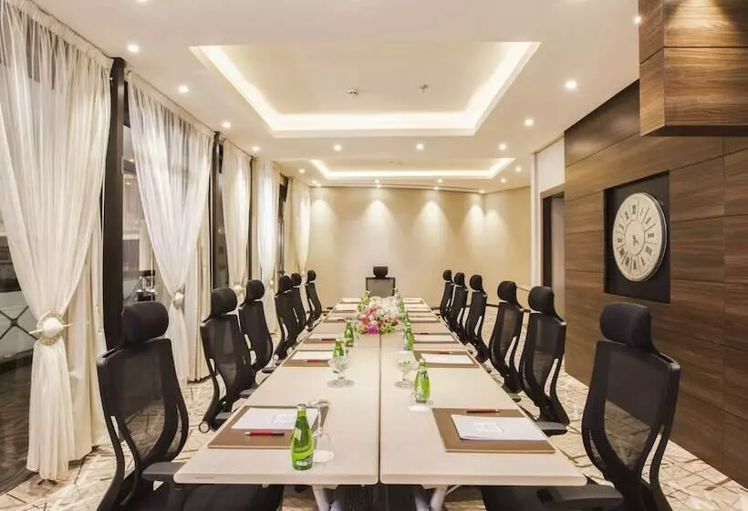 Fotos del hotel Crowne Plaza Riyadh Palace, An Ihg:  5