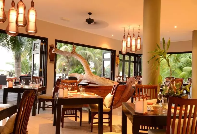 Fotos del hotel Doubletree By Hilton Seychelles Allamanda Resort & Spa:  3