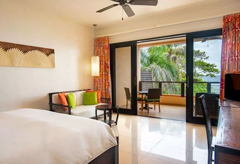 Fotos del hotel Doubletree By Hilton Seychelles Allamanda Resort & Spa:  16
