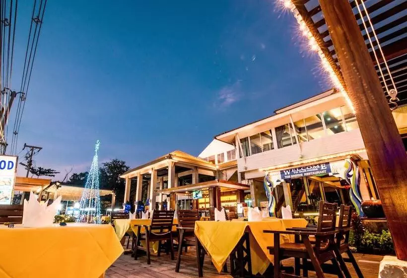 Fotos del hotel Sea Breeze Jomtien Resort:  2