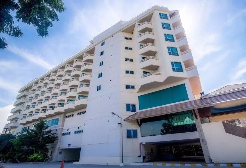 Fotos del hotel Sea Breeze Jomtien Resort:  1