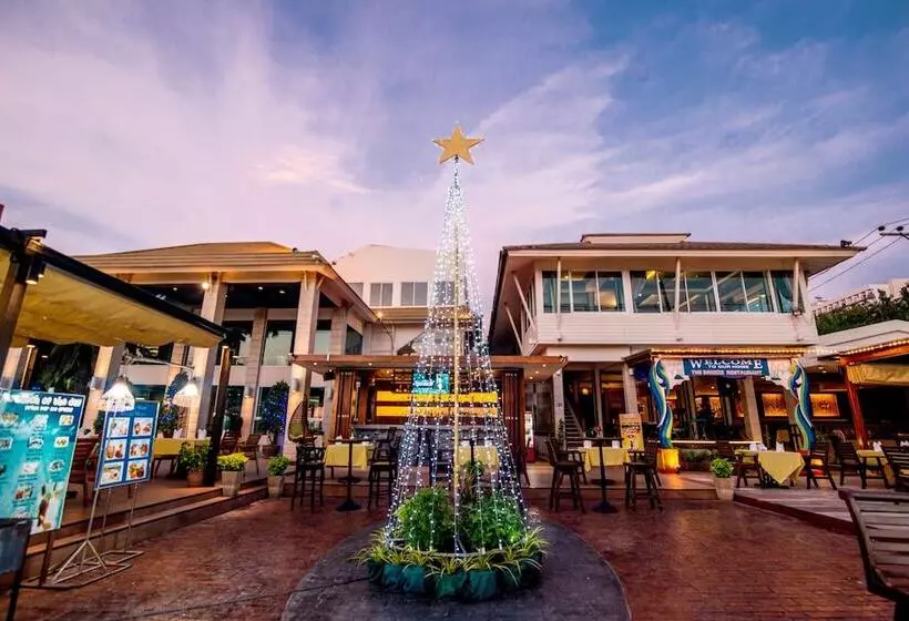 Fotos del hotel Sea Breeze Jomtien Resort:  13