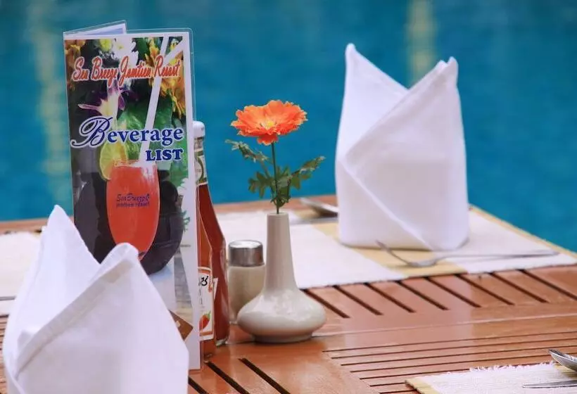 Fotos del hotel Sea Breeze Jomtien Resort:  12