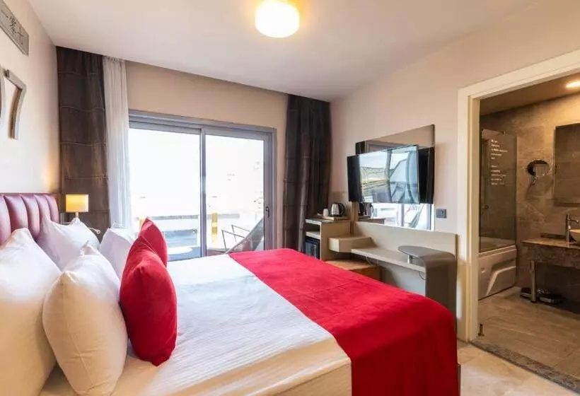 Fotos del hotel The Peak  & Spa:  11