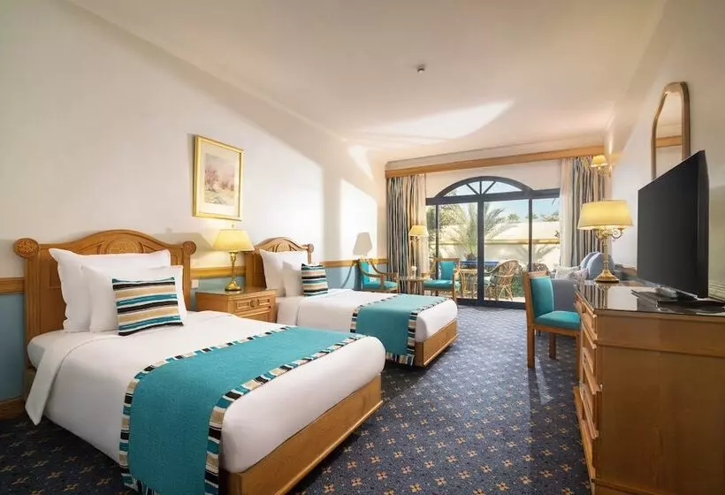 The Oasis Hotel Pyramids