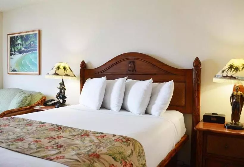 Fotos del hotel Luana Waikiki  & Suites:  2