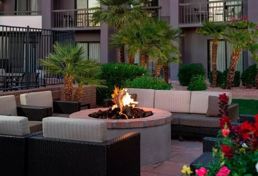 Fotos del hotel Courtyard By Marriott Phoenix Airport:  6