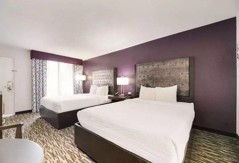 Fotos del hotel Clarion Inn & Suites Across From Universal Orlando Resort:  18
