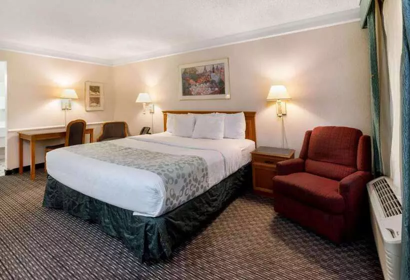 Fotos del hotel La Quinta Inn By Wyndham Phoenix Thomas Road:  14