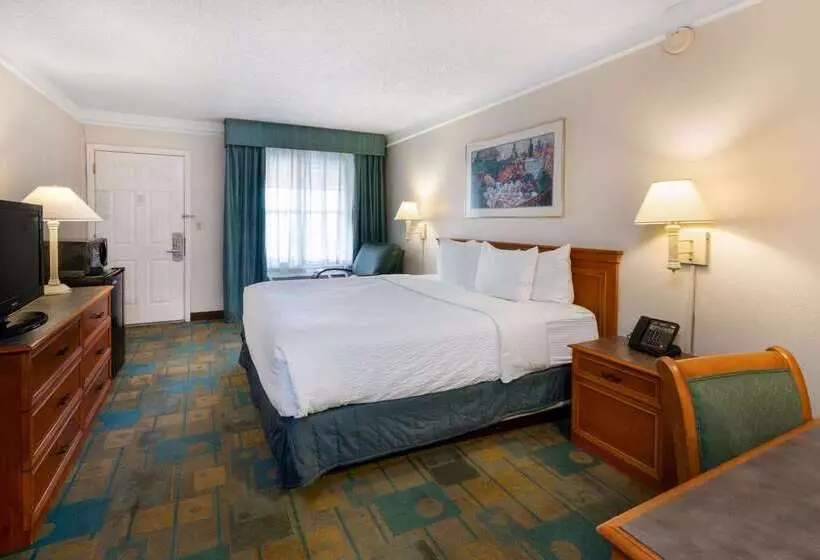 La Quinta Inn By Wyndham Phoenix Thomas Road