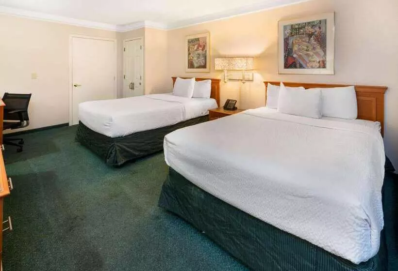 Fotos del hotel La Quinta Inn By Wyndham Phoenix Thomas Road:  23