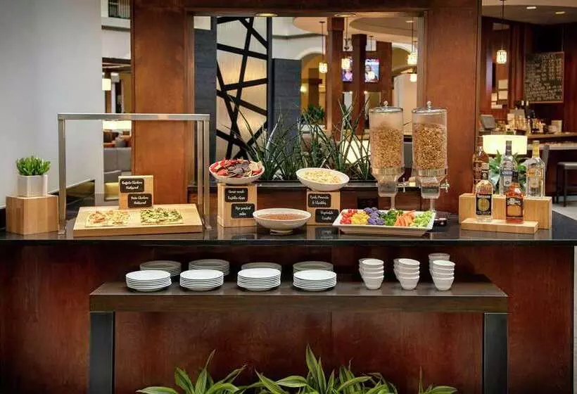 Fotos del hotel Embassy Suites Dallas - Park Central Area:  15