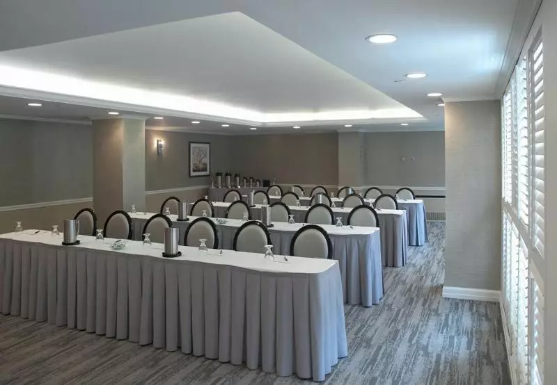 Fotos del hotel State Plaza Hotel:  24