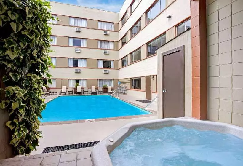 Fotos del hotel Travelodge By Wyndham Seattle By The Space Needle:  9