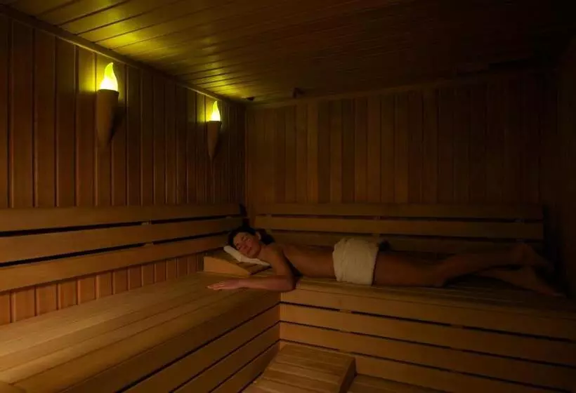 Fotos del hotel Lovec:  4