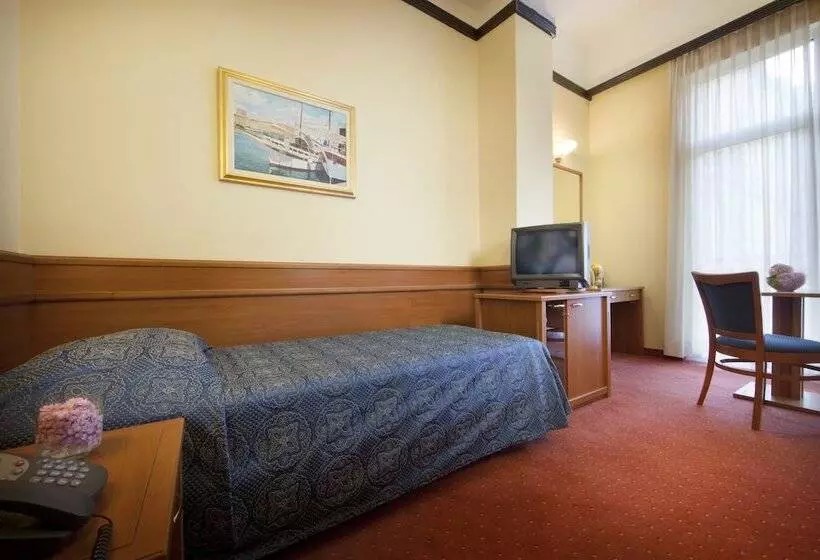 Fotos del hotel Kristal:  2