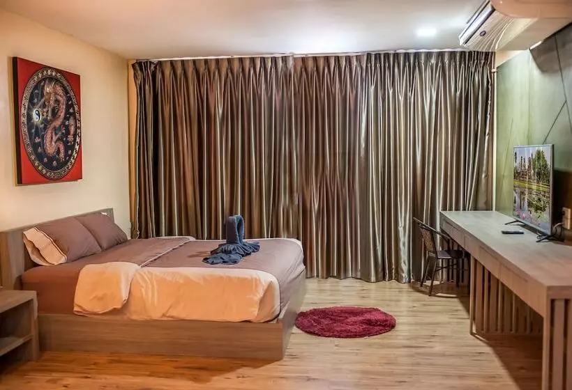 Fotos del hotel Patong Beach:  18