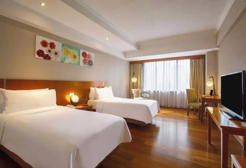 Fotos del hotel Century Park:  18