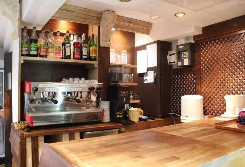 Fotos del hotel Avanti:  4