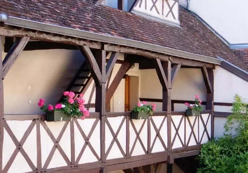 Fotos del hotel Hôtel Wilson - Les Collectionneurs:  10