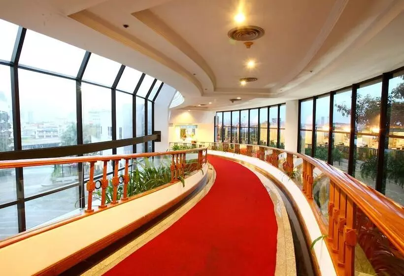 Fotos del hotel Montien Riverside Hotel:  10