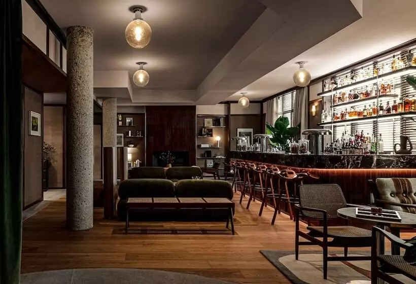 Fotos del hotel De Vigny:  10