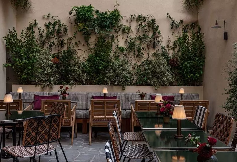 Fotos del hotel De Vigny:  5