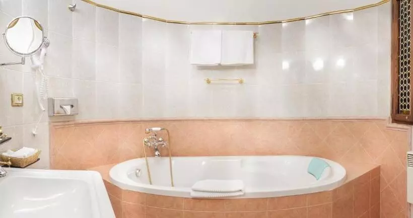 Fotos del hotel The King Charles:  19