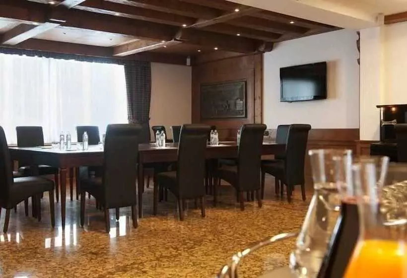 Fotos del hotel Zur Burg:  23