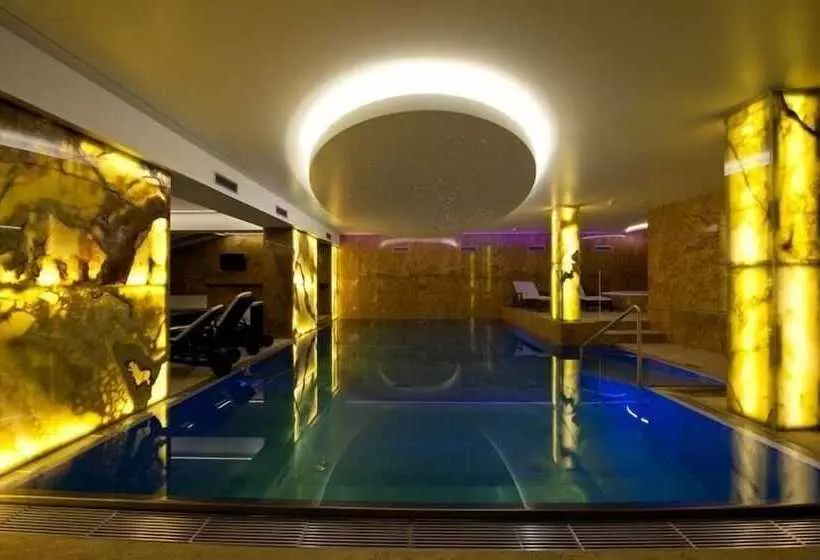 Fotos del hotel Zur Burg:  3