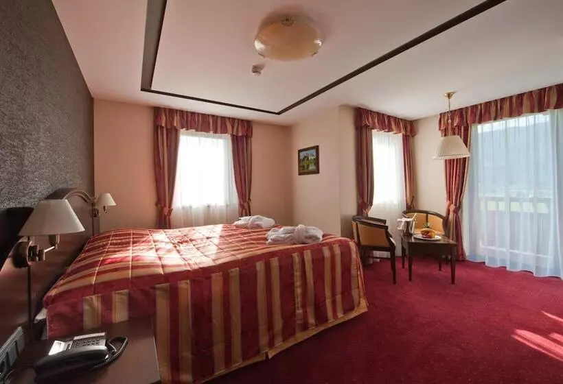 Fotos del hotel Zur Burg:  20