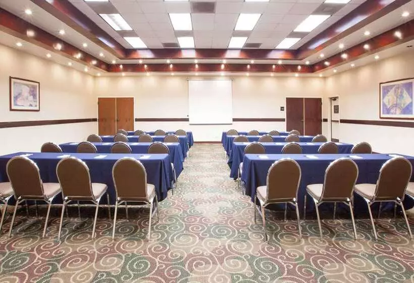 Fotos del hotel Wyndham Garden Monterrey Norte:  23