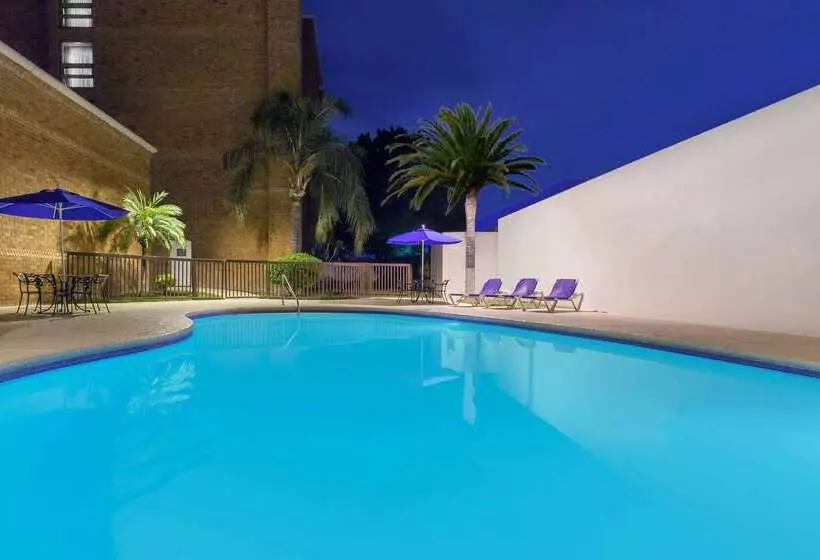 Fotos del hotel Wyndham Garden Monterrey Norte:  8