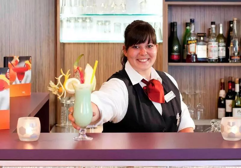 Fotos del hotel Mercure  Hamburg Am Volkspark:  6