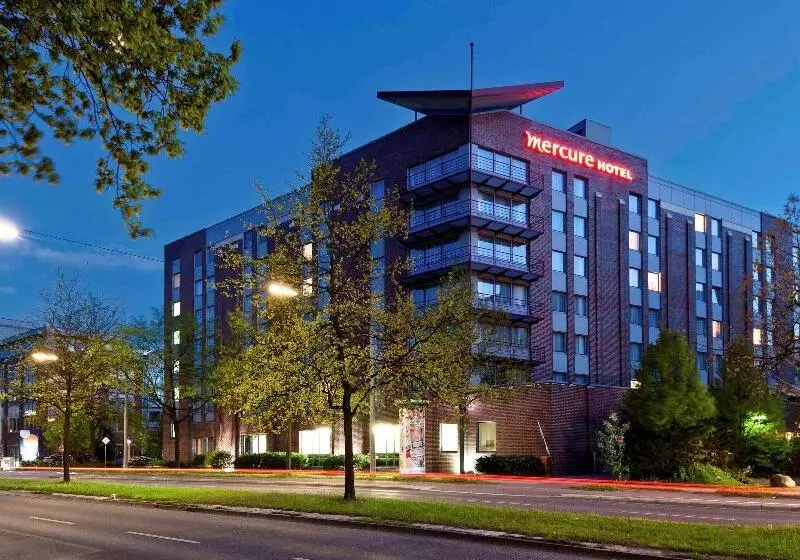 Fotos del hotel Mercure  Hamburg Am Volkspark:  11