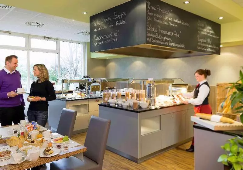 Fotos del hotel Mercure  Hamburg Am Volkspark:  23