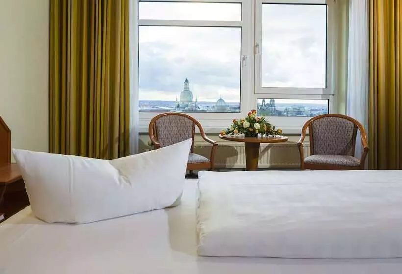 Fotos del hotel Am Terrassenufer:  2