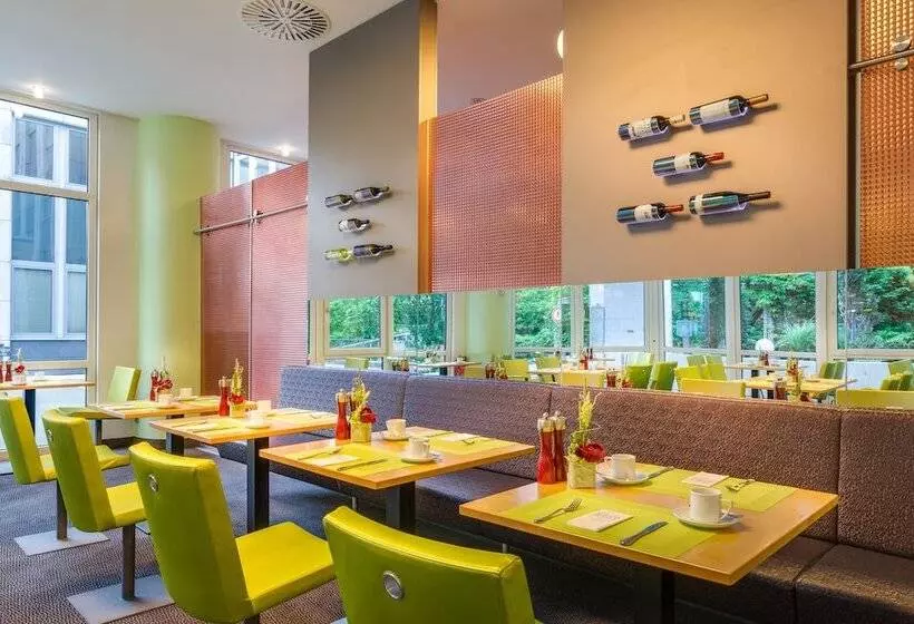 Fotos del hotel Novina Hotel Wöhrdersee Nürnberg City:  3